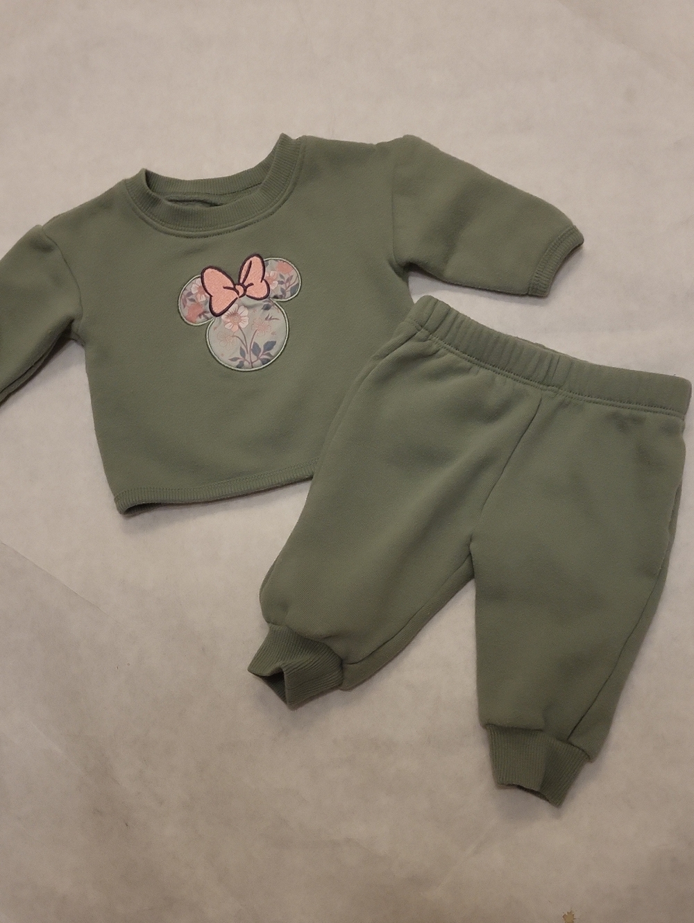 Disney baby Minnie sage green embrodiered sweatsuit